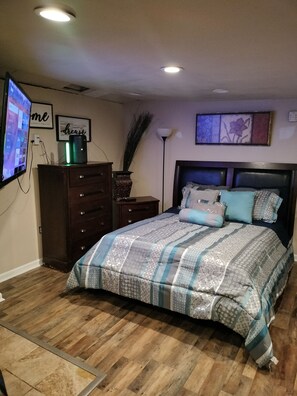 1 bedroom, desk, iron/ironing board, travel cot