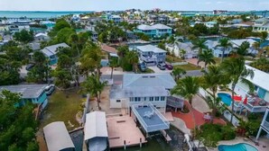 Unclassified image, 4 of 30, button - Palermo Paradise in Fort Myers Beach (Fort Myers Beach)