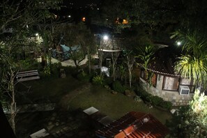 Property grounds - DESIGHNER HUT (Dehradun)