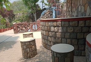Property grounds - DESIGHNER HUT (Dehradun)
