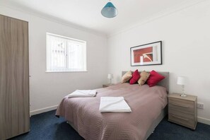 1 Schlafzimmer, Bügeleisen/Bügelbrett, kostenloses WLAN, Bettwäsche