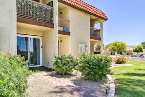 Exterior detail - Modern Desert Hot Springs Condo w/ Pool Access! (Desert Hot Springs)