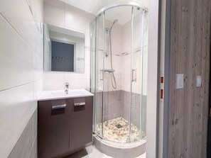 Bathroom - Modern renovated apartment at the foot of the slopes with balcony (Les Menuires)