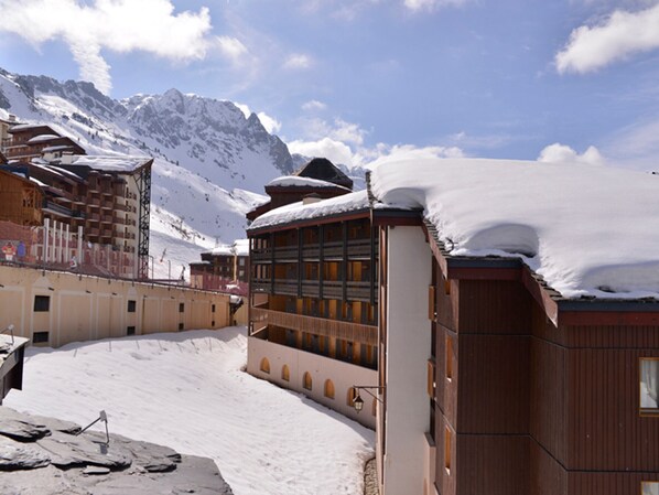 Exterior - Cozy studio, direct slopes access, balcony, pets allowed (Belle Plagne)