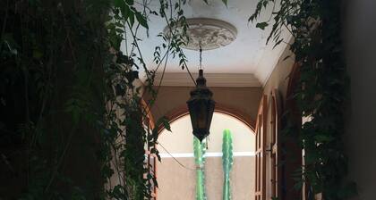 Superb atypical Riad with swimming pool not overlooked