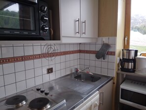 Frigorifero, lavastoviglie, macchina per tè/caffè, tostapane