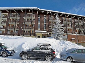 Exterior - Comfortable studio for 5 near slopes with balcony (La Rosière)