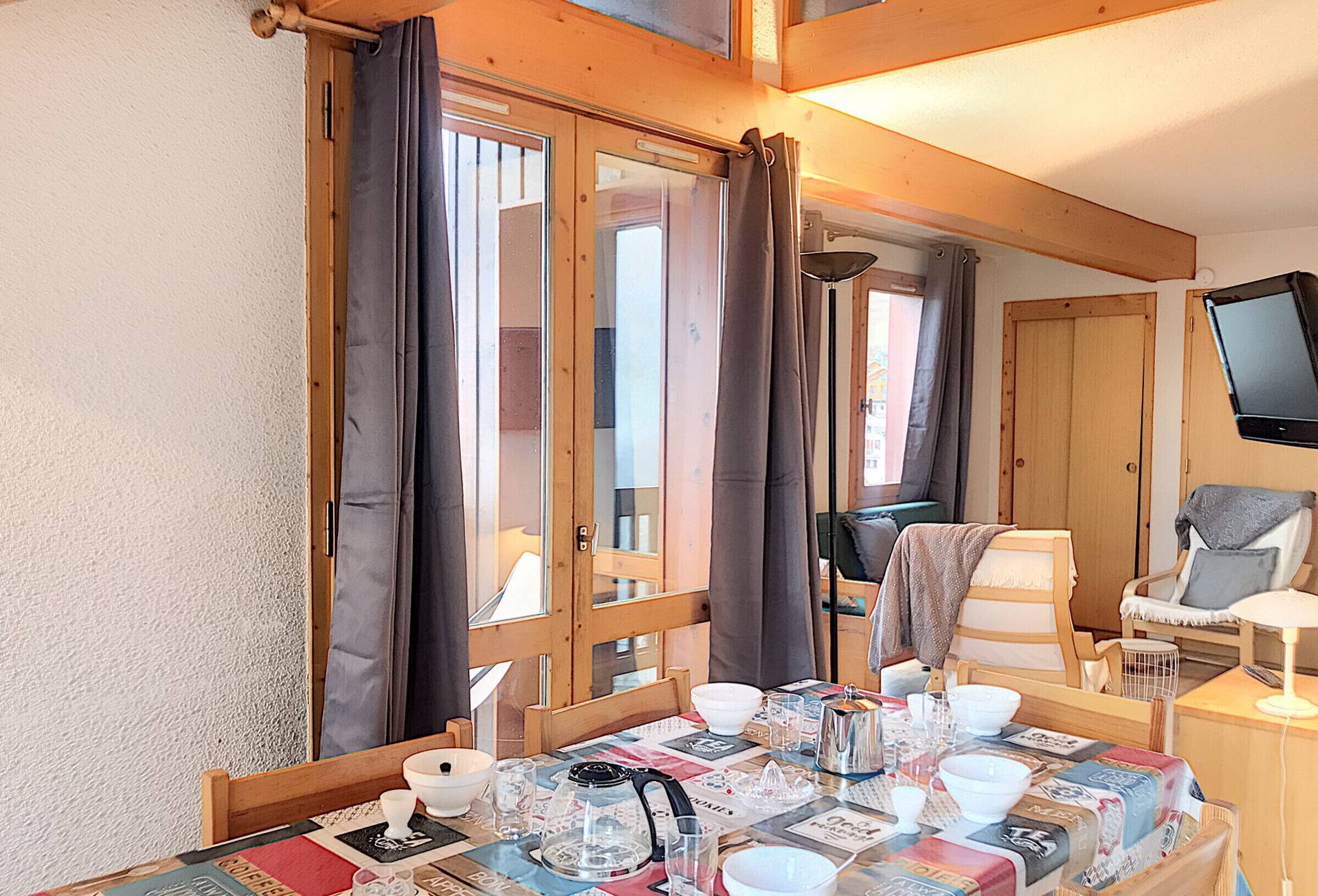 Duplex apartment at the foot of the slopes with balcony and