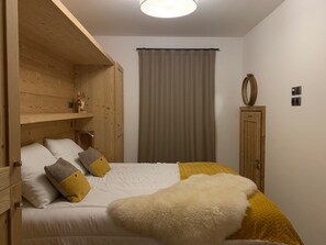 3 bedrooms, desk, free WiFi - Cozy chalet with jacuzzi and sauna near slopes (Saint-Martin-de-Belleville)