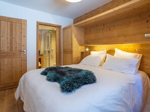 4 bedrooms, free WiFi - Chalet for 8, Sauna, Parking, Wifi (Saint-Martin-de-Belleville)