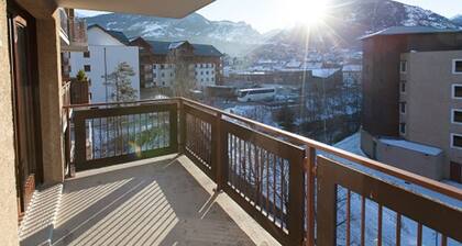 Studio cosy à Briançon, accÚs pistes, wifi gratuit, animaux admis