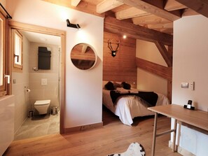 3 bedrooms, desk, free WiFi - Chalet in Saint-Martin-de-Belleville: 3 bedrooms, jacuzzi, sauna, parking, wifi (Saint-Martin-de-Belleville)