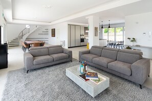 Interior - Luxury sea front villa with pool, Plemmirio, Syracuse (Siracusa)