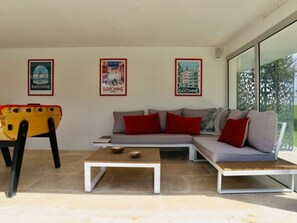 Spielezimmer
