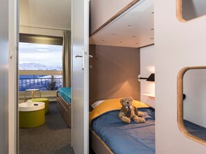 1 bedroom, free WiFi - Renovated Apartment · Quiet Location · Balcony · Free WiFi · Sleeps 7/8 · Near Shops & Transarc (Les Arcs 1800)