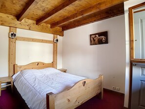 3 bedrooms, free WiFi - Luxury apartment near slopes with balcony, sauna, hammam, WIFI (Les Menuires)