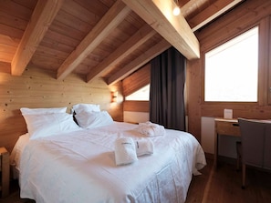 6 bedrooms, free WiFi