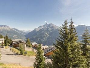 Exterior - Cozy Apartment Center Station with Balcony (La Rosière)