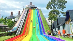 Grillaus-/piknikalue