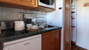 Uklassifisert bilde, 2 av 15, knapp