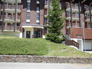 Esterni