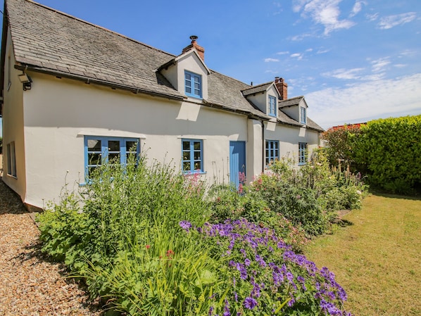 Cottage | Front of property - 46-47 Lydbury North (Lydbury North)