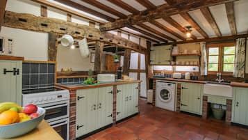 Cottage | Interior