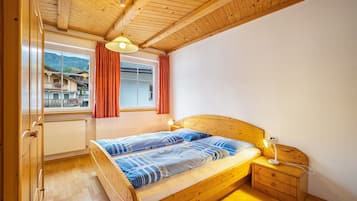 2 bedrooms, free WiFi, bed sheets