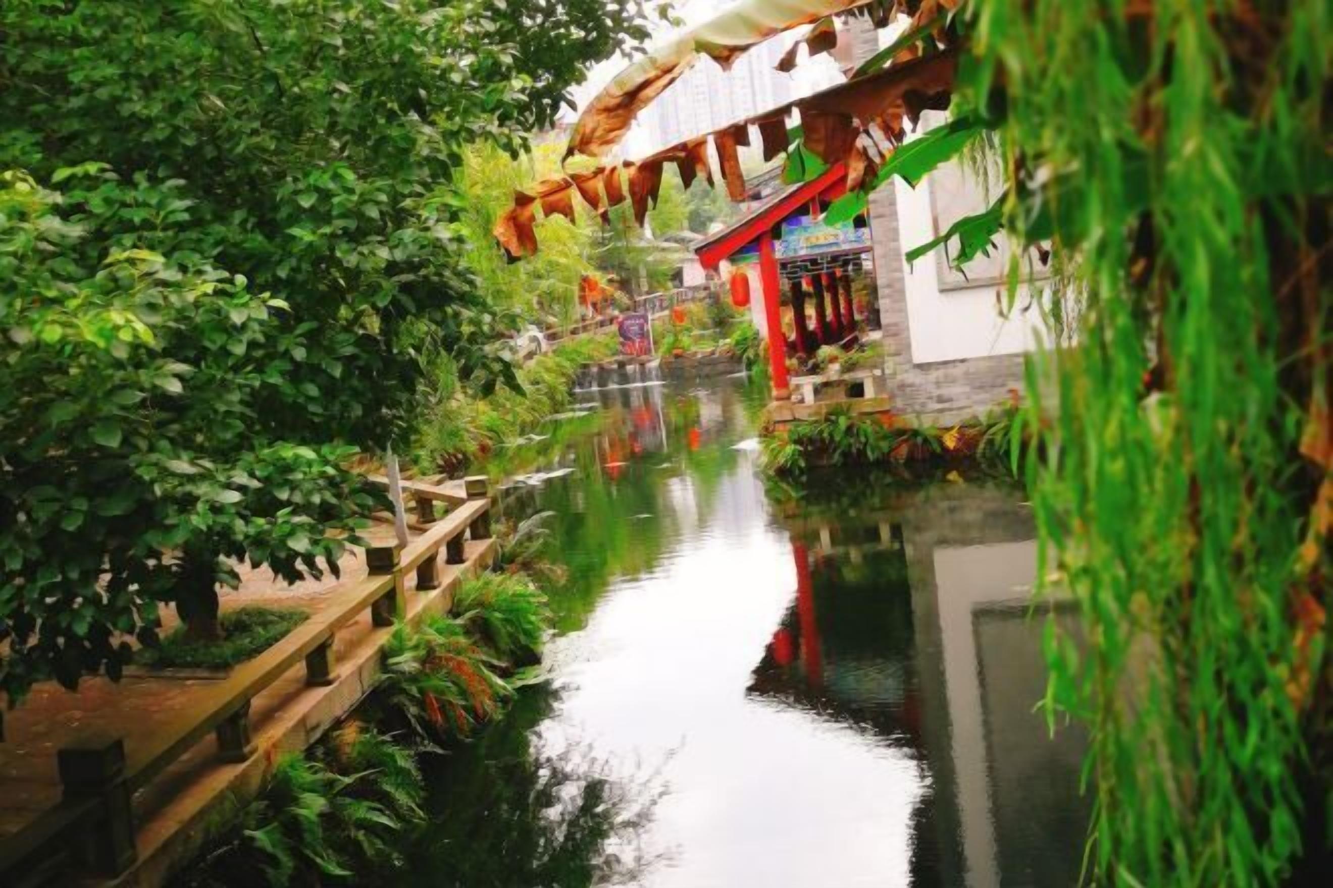 المنشأة من الخارج