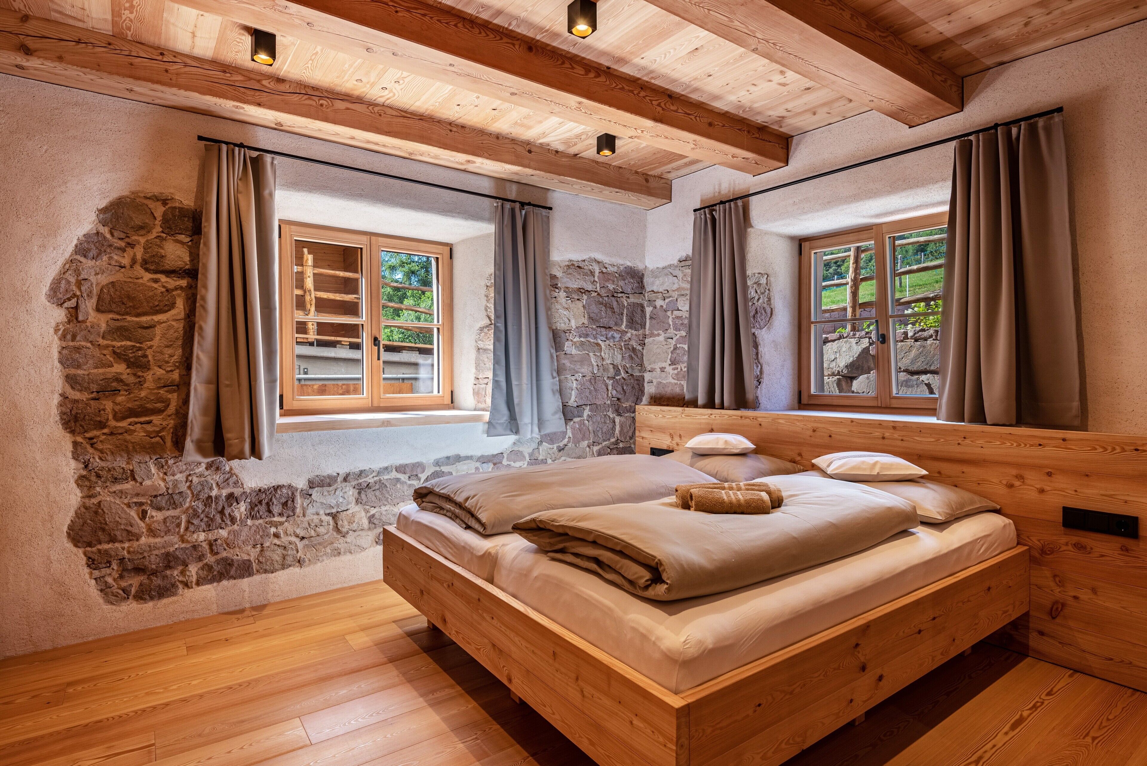 2 makuuhuonetta, ilmainen Wi-Fi, vuodevaatteet