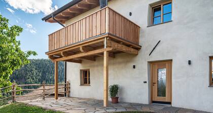 Holiday Apartment Egger an der Lahn - Nonno with Mountain View, Terrace and Wi-Fi