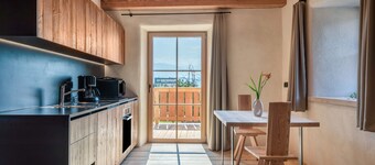 Apartamento Egger an der Lahn - Dolomiten con vistas a la montaña, terraza y Wi-Fi