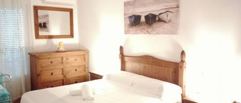 3 Schlafzimmer, Bügeleisen/Bügelbrett, kostenloses WLAN, Bettwäsche