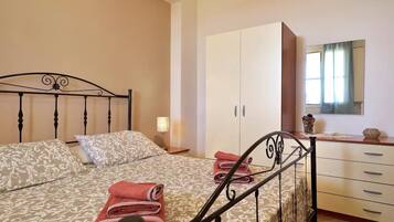 1 camera, Wi-Fi gratuito, lenzuola