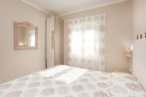 2 Schlafzimmer, Bügeleisen/Bügelbrett, kostenloses WLAN, Bettwäsche