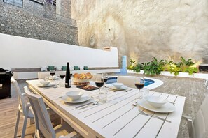 Outdoor dining - Luxury Villa Taganana (Costa Adeje)