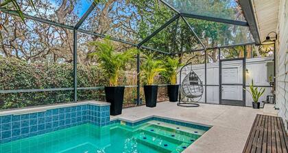 Modern House in Clearwater with Swimming Pool