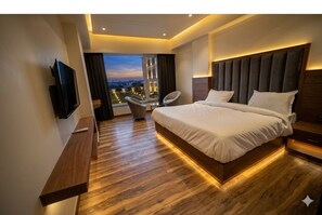 In-room safe, soundproofing, iron/ironing board, free WiFi - Hotel The Sawai (Jaipur)