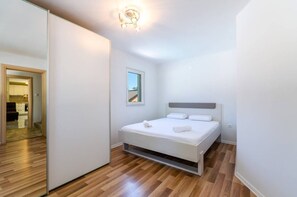 3 Schlafzimmer, Bügeleisen/Bügelbrett, kostenloses WLAN, Bettwäsche