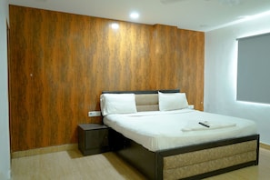 Premium bedding, free WiFi, bed sheets