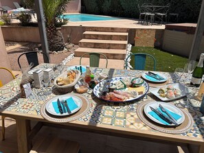 Buiten dineren