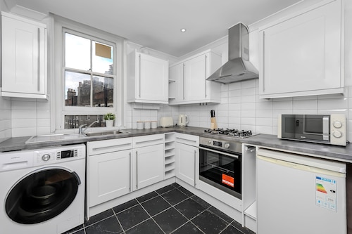 The Old Street Apartment