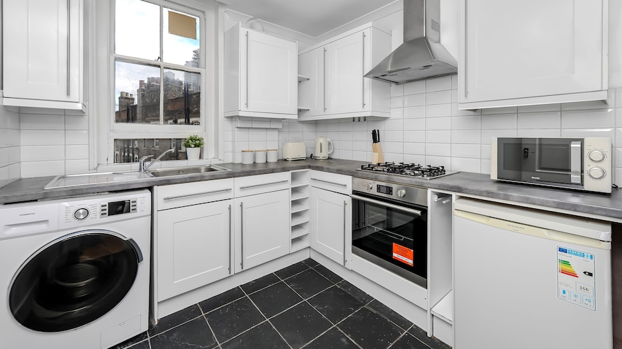 The Old Street Apartment