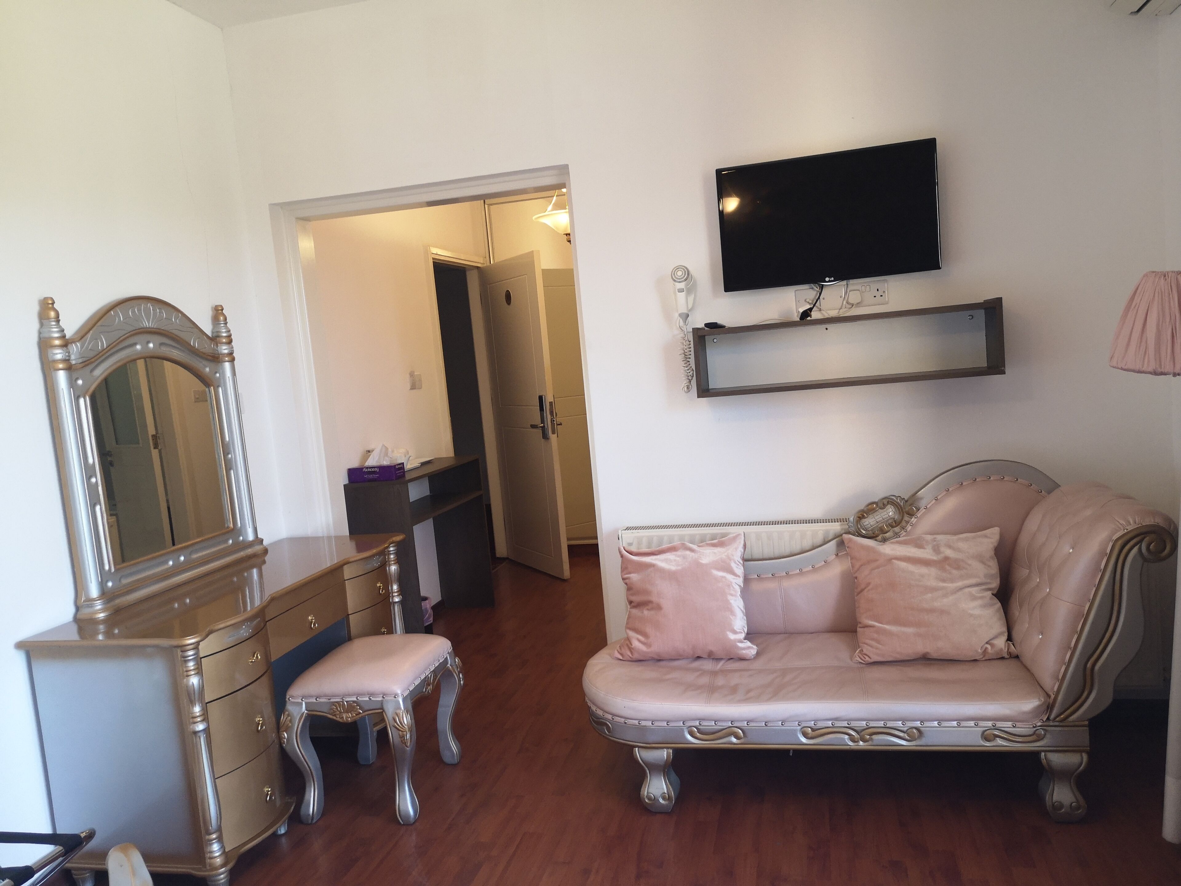 Photo - St Elena Boutique Residence