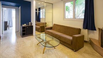 Grand Double Room | In-room safe, blackout drapes, soundproofing, free WiFi