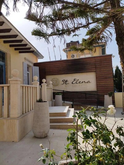 Elena Boutique Residence