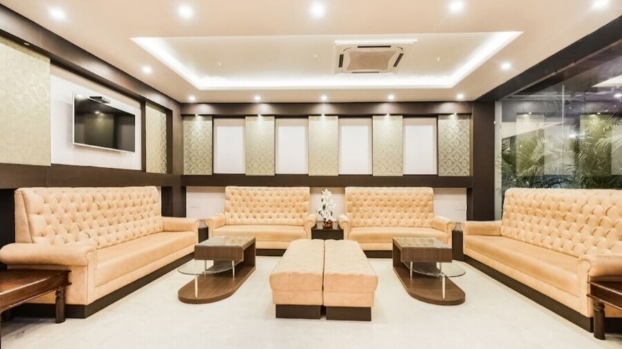 Hotel Royal Akshayam