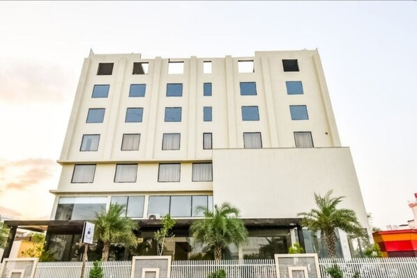Exterior - Hotel Royal Akshayam (Jaipur)