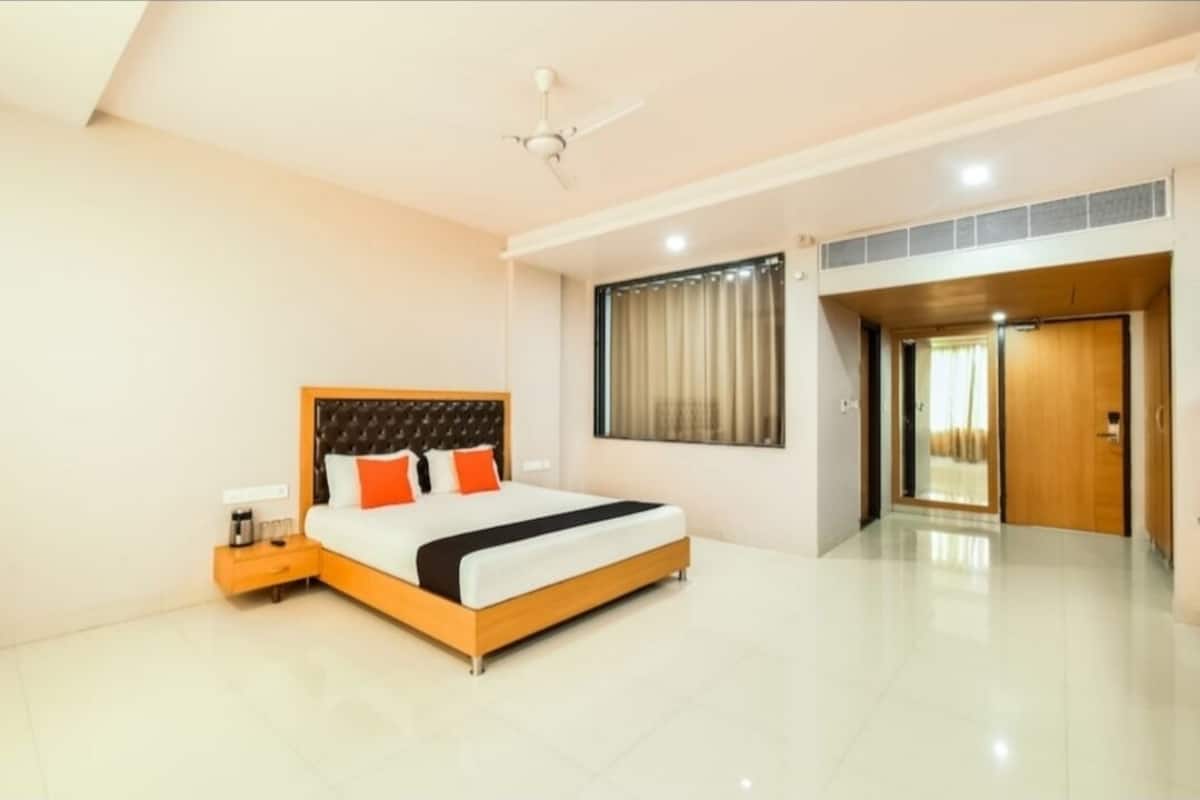 Luxury Room | Desk, free WiFi