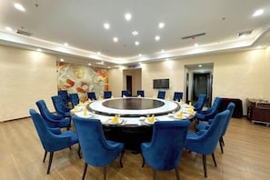 Unclassified image, 4 of 19, button - Jinxiu Xiangjiang Hotel (Foshan Jinsha) (Foshan)